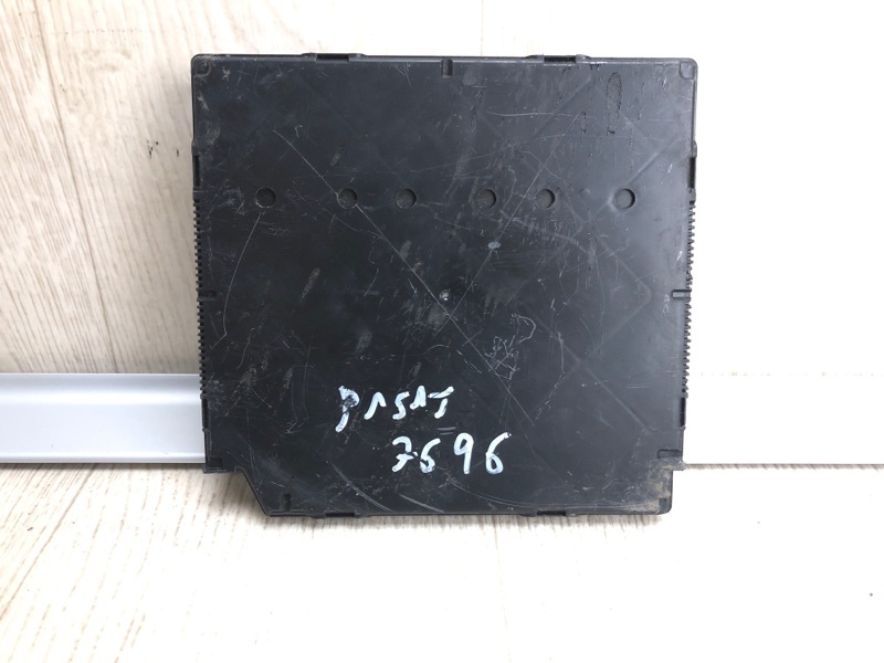 Блок комфорта VOLKSWAGEN PASSAT B8 14- A32 1.8 CPRA