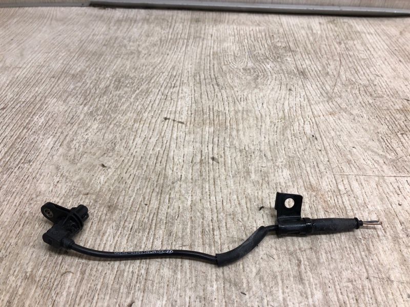 Датчик ABS передний левый HYUNDAI ELANTRA HD 06-11 2007 HD 2.0 G4GC 59810-2H300 Б/У