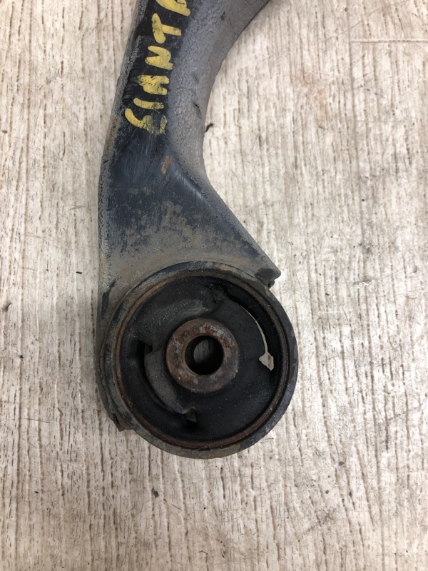 Рычаг передней подвески нижний левый HYUNDAI ELANTRA HD 06-11 HD 2.0 G4GC