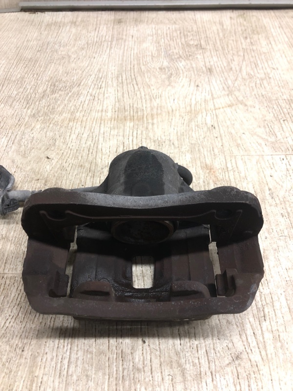 Суппорт тормозной передний левый HYUNDAI ELANTRA HD 06-11 HD 2.0 G4GC