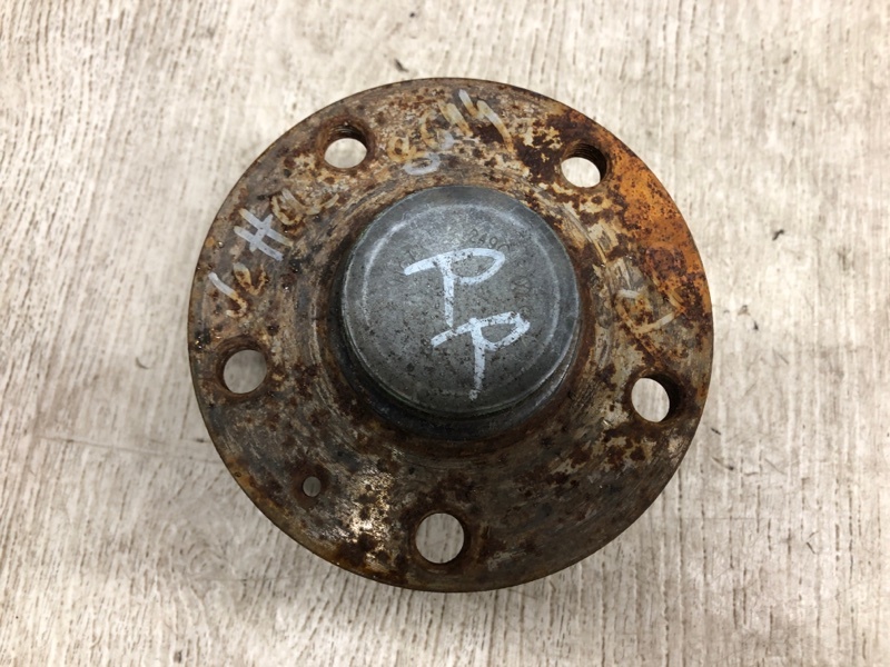 Запчасть ступица задняя VOLKSWAGEN JETTA USA 10-17 2013 162 2.0 CBPA 5Q0 598 611 Б/У Ступица задняя VOLKSWAGEN JETTA USA 10-17 2013 162 2.0 CBPA 5Q0 598 611 Б/У