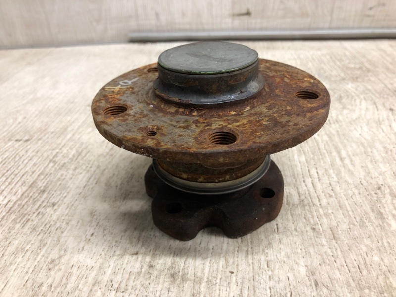 Ступица задняя VOLKSWAGEN JETTA USA 10-17 2013 162 2.0 CBPA 5Q0 598 611 Б/У