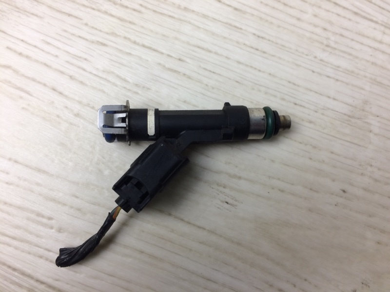 Форсунка топливная FORD FUSION 14- 2014 CD4 C25HDEX 9E5Z-9F593-A Б/У