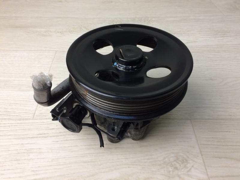 Насос ГУР KIA FORTE/CERATO TD 08-13 2010 TD 2.0 G4KD 57100-1M100 Б/У