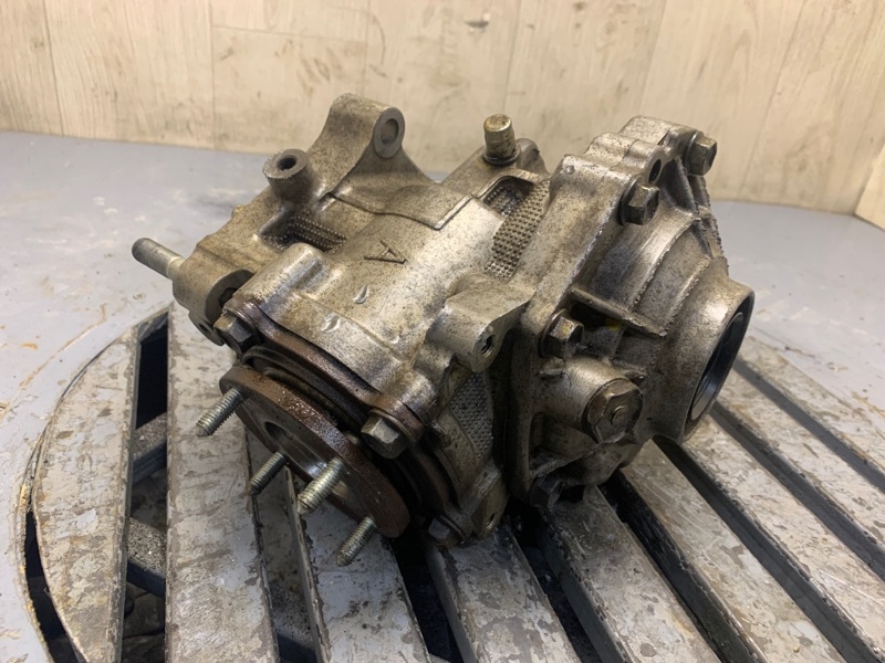 Запчасть раздаточная коробка TOYOTA RAV4 13-19 2017 ZSA42 2.0 3ZRFE 36100-42130 Б/У Раздаточная коробка TOYOTA RAV4 13-19 2017 ZSA42 2.0 3ZRFE 36100-42130 Б/У