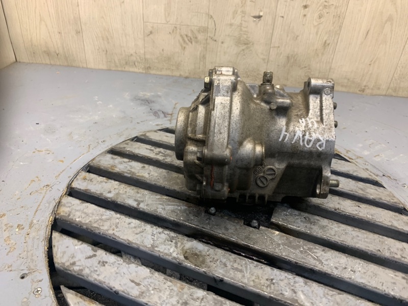 Раздаточная коробка RAV4 13-19 2017 ZSA42 2.0 3ZRFE Раздаточная коробка RAV4 13-19 2017 ZSA42 2.0 3ZRFE