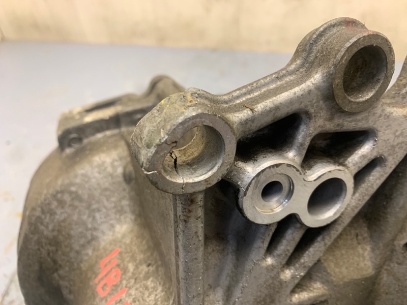 Раздаточная коробка OUTLANDER XL 05-13 4B12