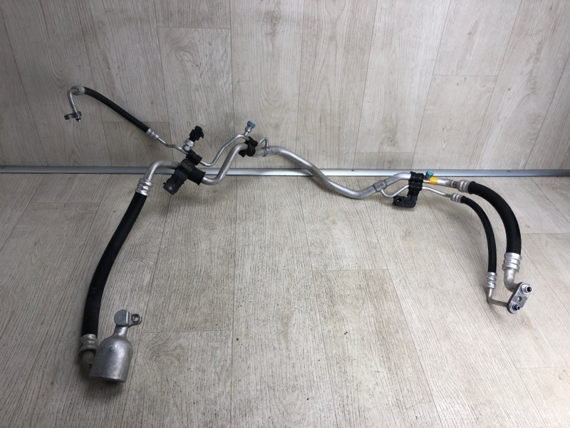 Запчасть трубка кондиционера HYUNDAI TUCSON LM 09-15 2014 LM 2.0 G4KD 97775-2S730 Б/У Трубка кондиционера HYUNDAI TUCSON LM 09-15 2014 LM 2.0 G4KD 97775-2S730 Б/У