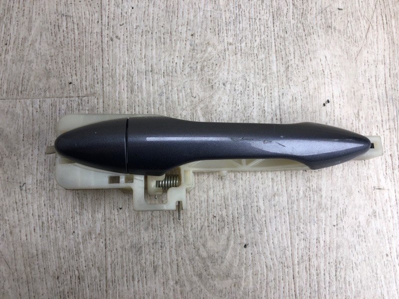 Запчасть ручка двери наружная правая HYUNDAI TUCSON LM 09-15 2014 LM 2.0 G4KD 82651-2S010 Б/У Ручка двери наружная правая HYUNDAI TUCSON LM 09-15 2014 LM 2.0 G4KD 82651-2S010 Б/У