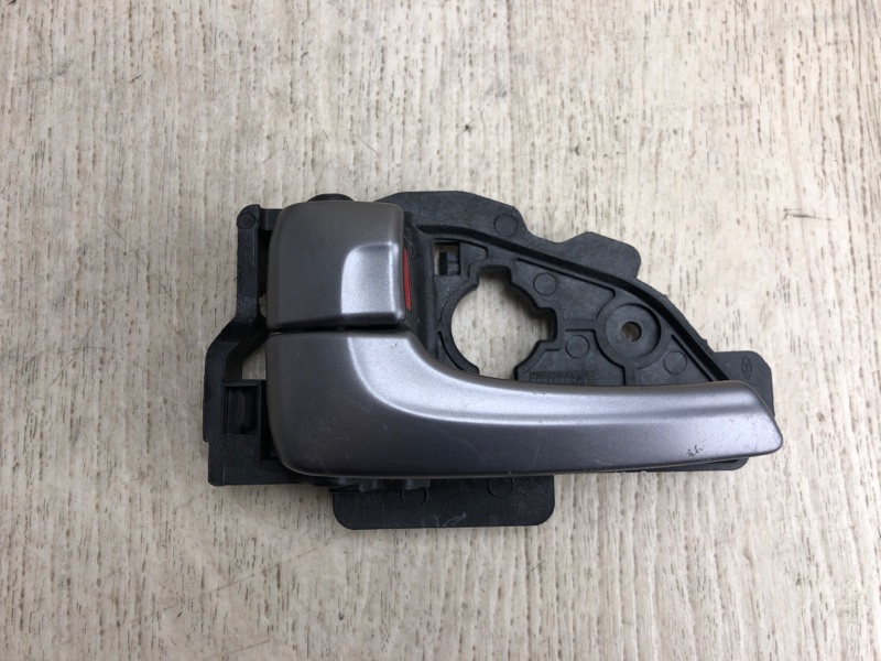 Запчасть ручка двери внутренняя левая HYUNDAI TUCSON LM 09-15 2014 LM 2.0 G4KD 82610-2S020RJ5 Б/У Ручка двери внутренняя левая HYUNDAI TUCSON LM 09-15 2014 LM 2.0 G4KD 82610-2S020RJ5 Б/У