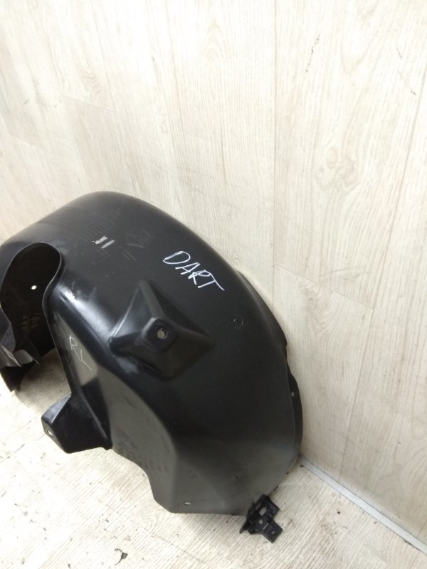 Подкрылок задний левый DART 12-16 2014 PF 2.4 ED6