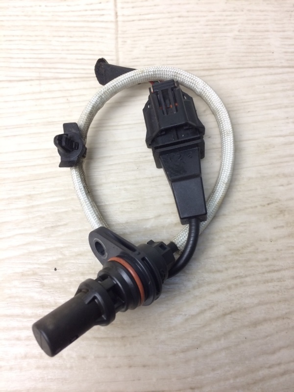 Датчик положения коленвала SONATA LF 2014- 2015 LF 2.4 G4KJ