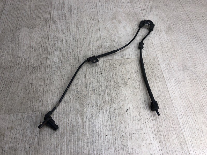 Датчик ABS передний левый HYUNDAI TUCSON LM 09-15 2014 LM 2.0 G4KD 95670-2S300 Б/У