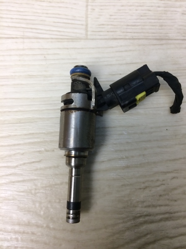 Форсунка топливная SONATA LF 2014- 2015 LF 2.4 G4KJ Форсунка топливная SONATA LF 2014- 2015 LF 2.4 G4KJ