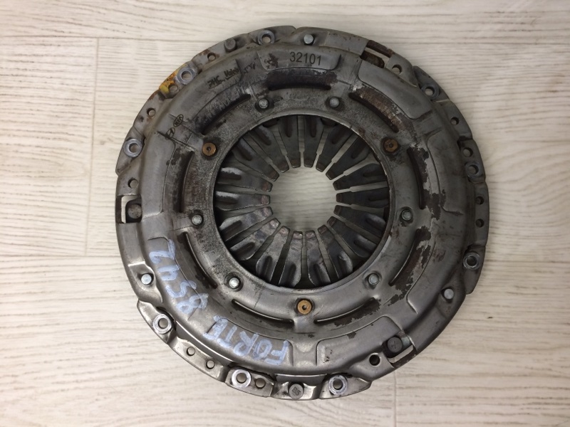Запчасть корзина сцепления KIA FORTE YD 12- 2015 YD 1.8 G4NB 41300-32101 Б/У Корзина сцепления KIA FORTE YD 12- 2015 YD 1.8 G4NB 41300-32101 Б/У