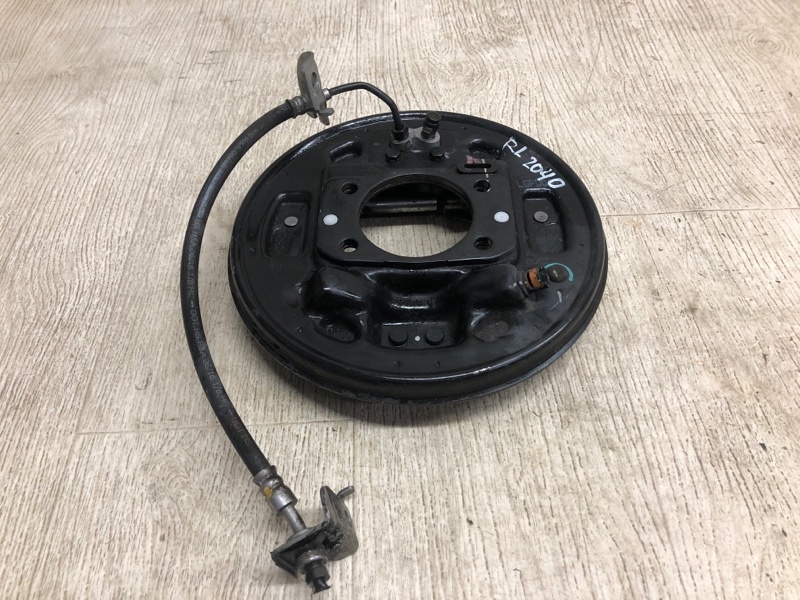 Запчасть тормозной механизм задний левый HYUNDAI ELANTRA AD 16- 2017 AD 2.0 G4NH 58310-F3000 Б/У Тормозной механизм задний левый HYUNDAI ELANTRA AD 16- 2017 AD 2.0 G4NH 58310-F3000 Б/У