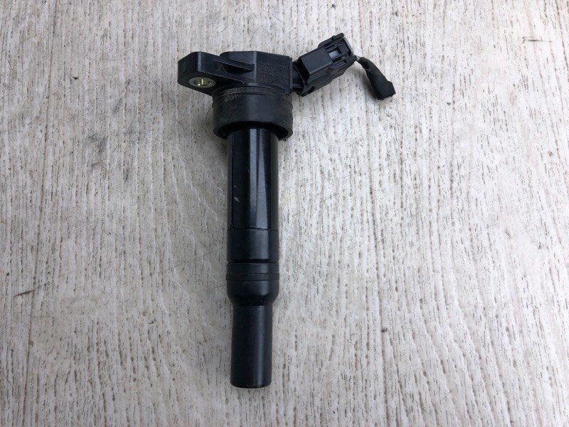 Катушка зажигания HYUNDAI TUCSON LM 09-15 2014 LM 2.0 G4KD 27300-2E000 Б/У