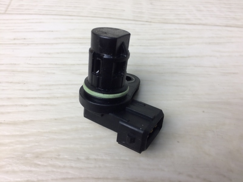 Запчасть датчик положения распредвала KIA FORTE YD 12- 2015 YD 1.8 G4NB 39350-23910 Б/У Датчик положения распредвала KIA FORTE YD 12- 2015 YD 1.8 G4NB 39350-23910 Б/У