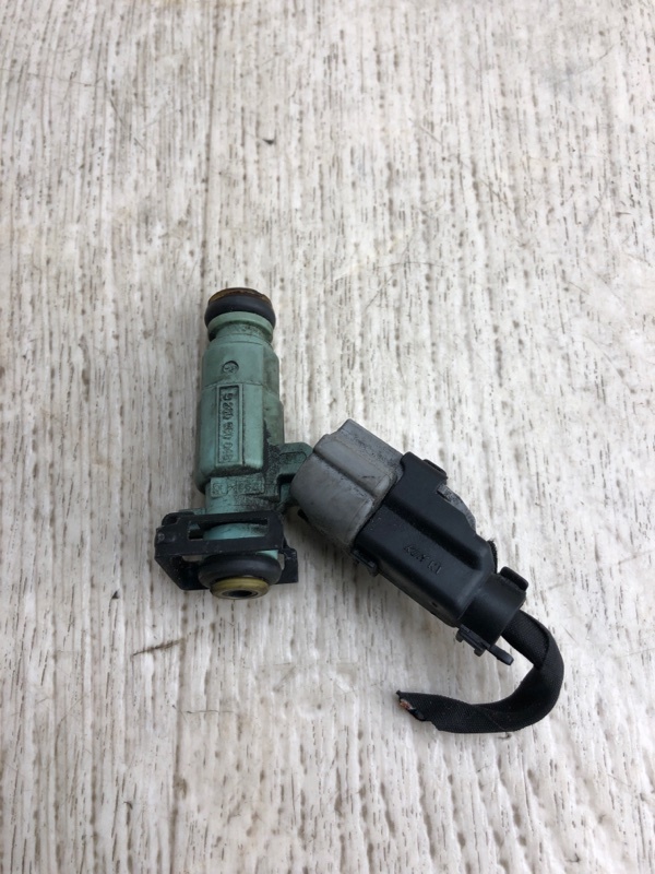 Форсунка топливная ELANTRA HD 06-11 2008 HD 2.0 G4GC