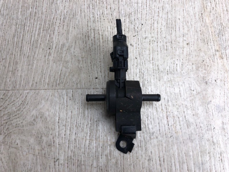 Клапан абсорбера HYUNDAI ELANTRA HD 06-11 2008 HD 2.0 G4GC 28910-26900 Б/У