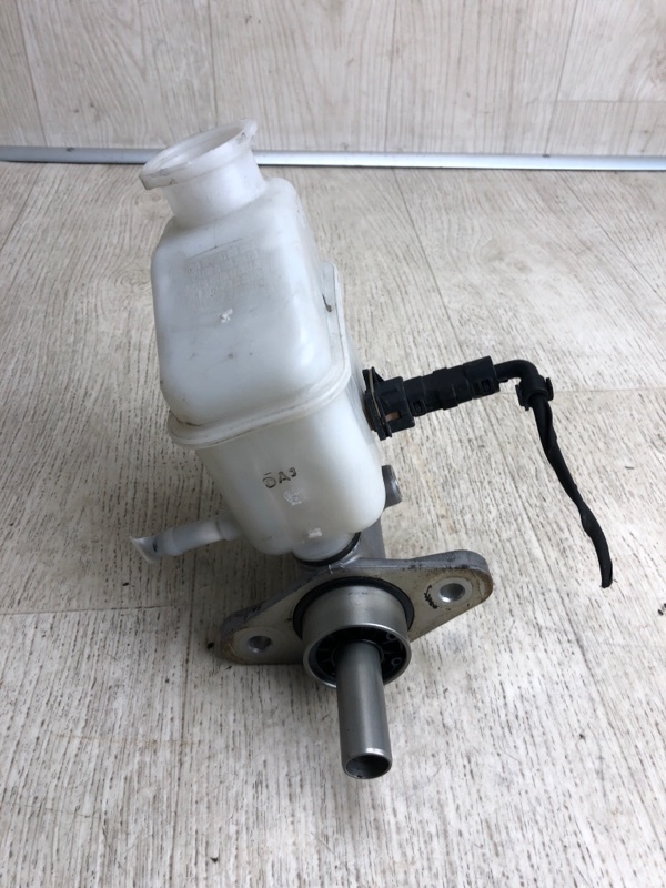 Главный тормозной цилиндр ELANTRA HD 06-11 2008 HD 2.0 G4GC