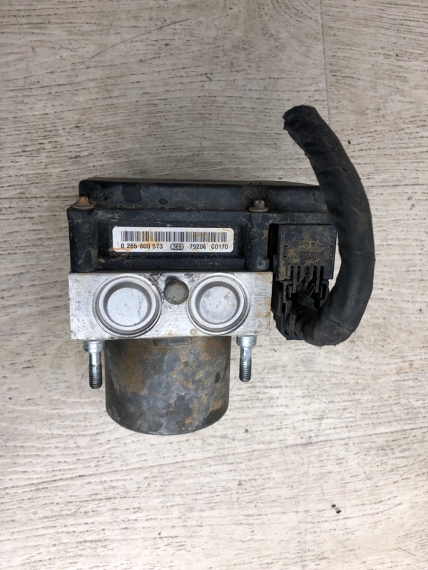 Блок ABS ELANTRA HD 06-11 2008 HD 2.0 G4GC