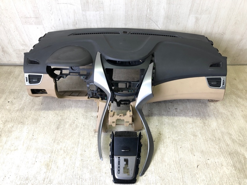 Запчасть торпедо HYUNDAI ELANTRA MD 10-15 2013 MD 1.8 G4NB 84710-3Y000HZ Б/У Торпедо HYUNDAI ELANTRA MD 10-15 2013 MD 1.8 G4NB 84710-3Y000HZ Б/У