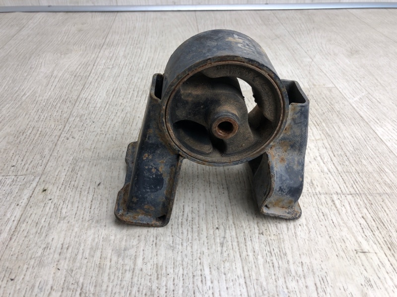 Подушка двигателя задняя HYUNDAI ELANTRA HD 06-11 2008 HD 2.0 G4GC 21930-2H050 Б/У