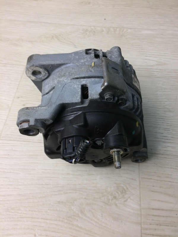 Генератор SORENTO UM 14- 2015 UM 2.4 G4KJ Генератор SORENTO UM 14- 2015 UM 2.4 G4KJ