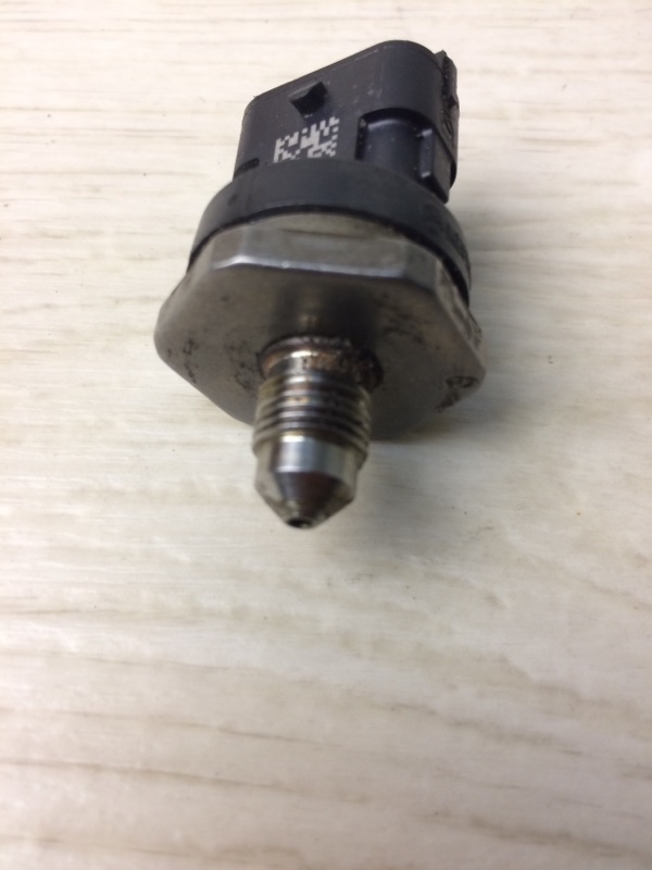 Датчик давления топлива KIA SORENTO UM 14- UM 2.4 G4KJ