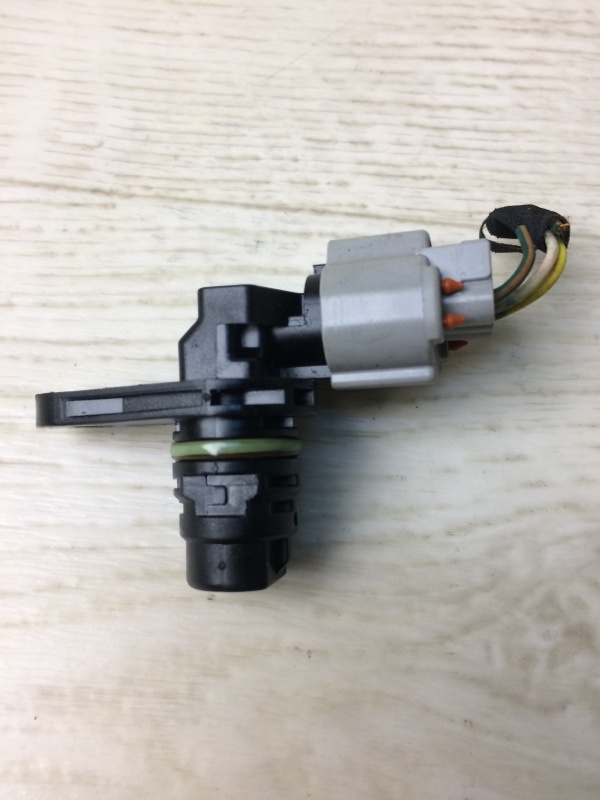 Датчик положения распредвала HYUNDAI SONATA YF 10-14 YF 2.0 G4KH