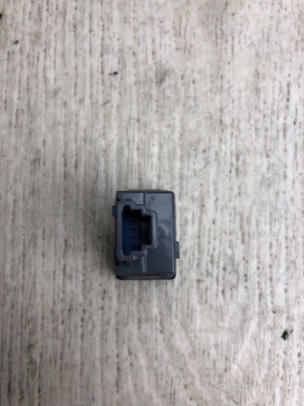 Кнопка TOYOTA RAV4 13-19 ZSA42 2.0 3ZRFE Кнопка TOYOTA RAV4 13-19 ZSA42 2.0 3ZRFE