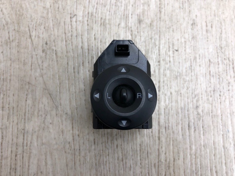 Блок управления зеркалами HYUNDAI ELANTRA HD 06-11 2008 HD 2.0 G4GC 93570-2H1109P Б/У