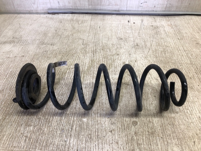 Пружина задней подвески VOLKSWAGEN JETTA USA 18- 2018 JEM 1.4 DGXA 5QM 511 121 D Б/У