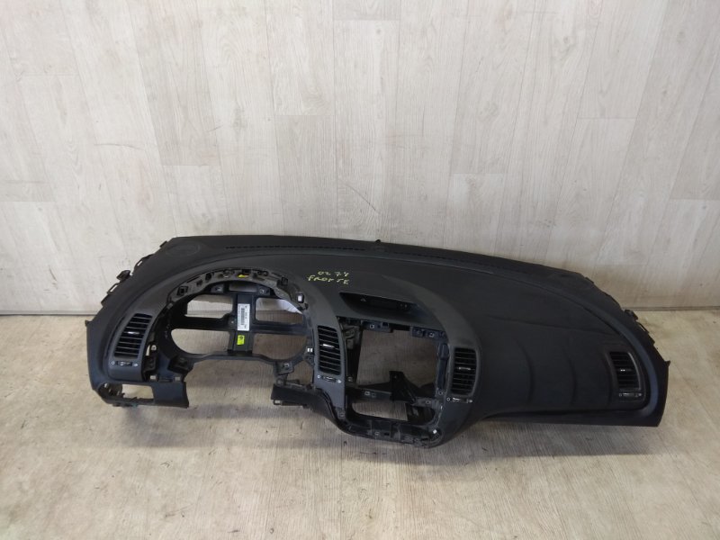 Запчасть торпедо KIA FORTE YD 12- 2013 YD 2.0 G4NC 84710-A7020WK Б/У Торпедо KIA FORTE YD 12- 2013 YD 2.0 G4NC 84710-A7020WK Б/У