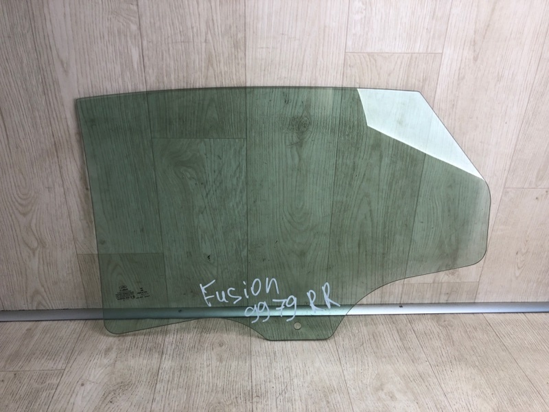 Стекло двери заднее правое FORD FUSION 14- CD4 C25HDEX