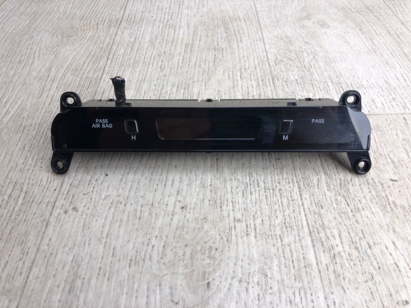 Запчасть часы HYUNDAI SONATA YF 10-14 2014 YF 2.4 G4KK 94510-3Q500 Б/У Часы HYUNDAI SONATA YF 10-14 2014 YF 2.4 G4KK 94510-3Q500 Б/У