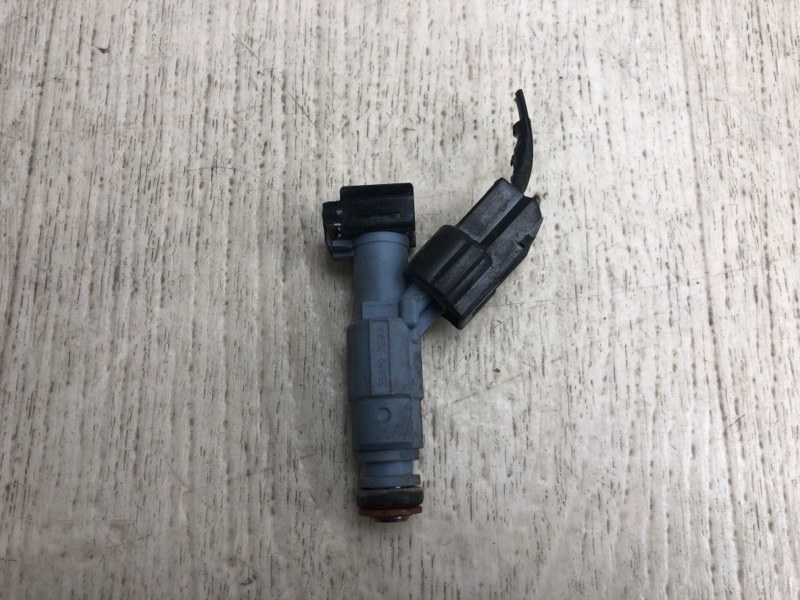 Форсунка топливная HYUNDAI SONATA YF 10-14 2014 YF 2.4 G4KK 35310-2G300 Б/У