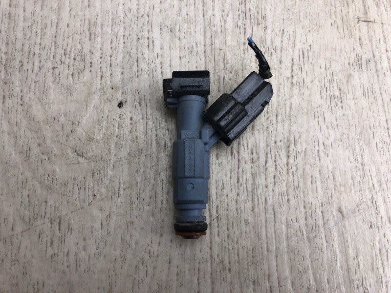 Форсунка топливная HYUNDAI SONATA YF 10-14 2014 YF 2.4 G4KK 35310-2G300 Б/У