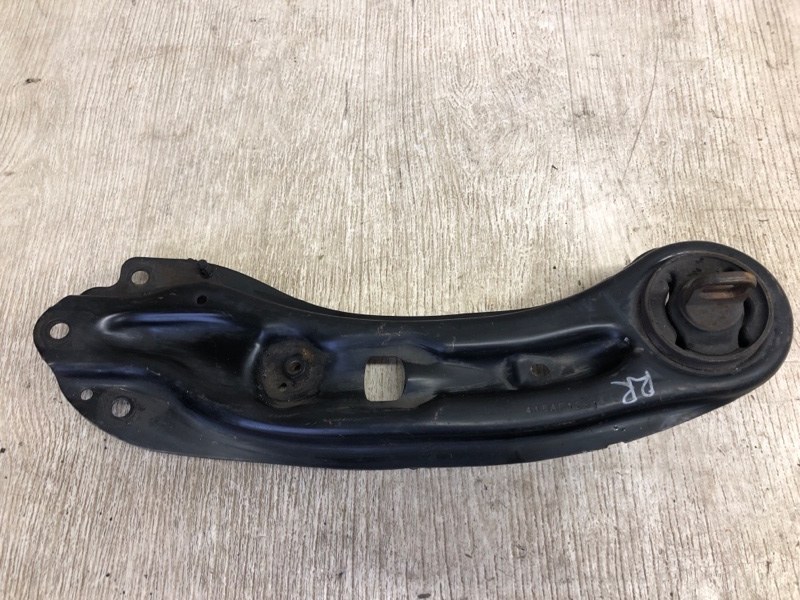 Рычаг задней подвески продольный правый DODGE JOURNEY 08-20 2011 JC 3.6 ERB 5085416AF Б/У
