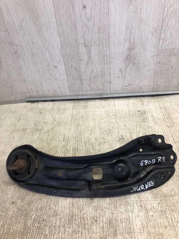 Рычаг задней подвески продольный правый JOURNEY 08-20 2011 JC 3.6 ERB