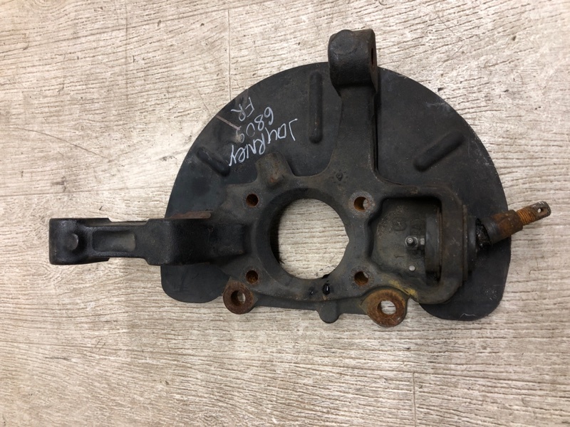 Кулак поворотный передний правый JOURNEY 08-20 2011 JC 3.6 ERB