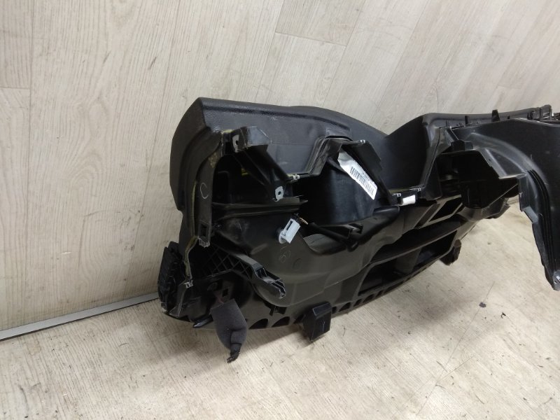 Торпедо PASSAT B8 14- 2015 A32 1.8 CPRA