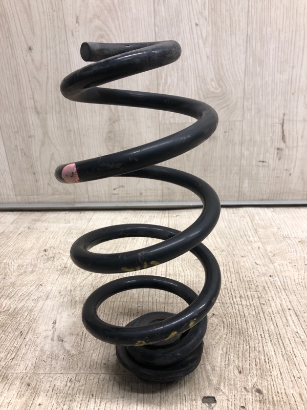 Пружина задней подвески ROGUE 08-15 2010 S35 2.5 QR25DE