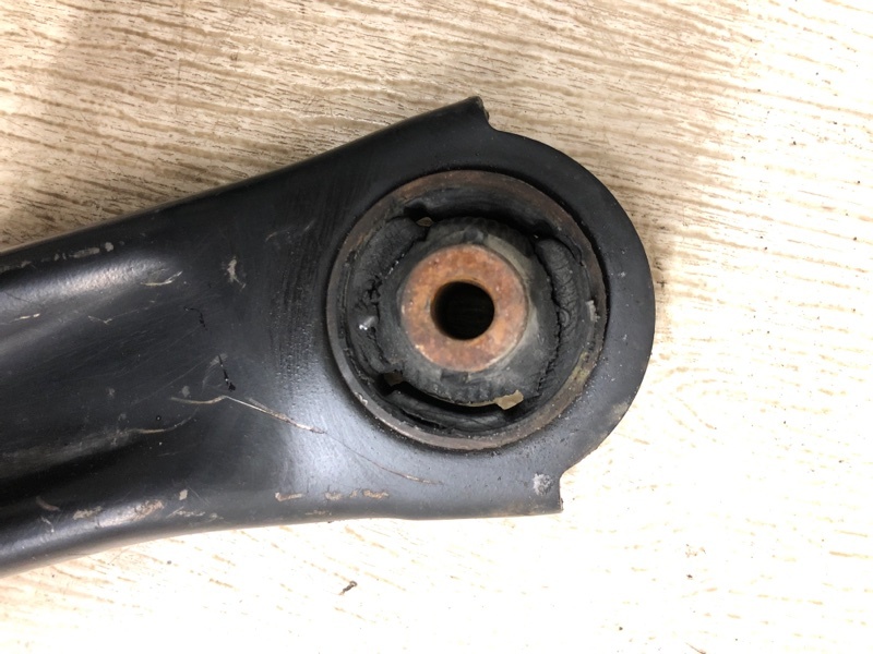 Рычаг передней подвески нижний левый ROGUE 08-15 2010 S35 2.5 QR25DE