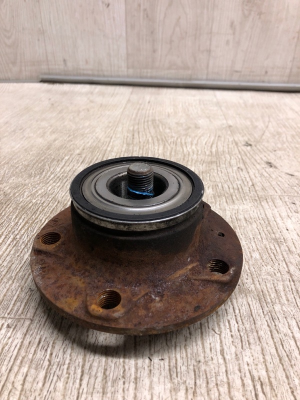 Ступица задняя VOLKSWAGEN JETTA USA 10-17 162 1.4 CZTA