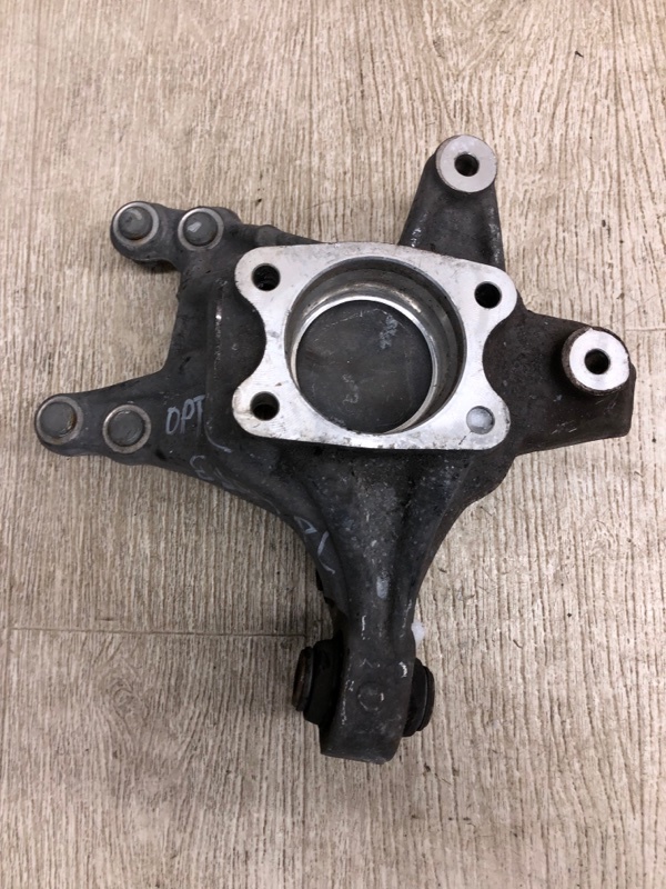 Цапфа задняя левая KIA OPTIMA TF 11-16 TF 2.4 G4KJ