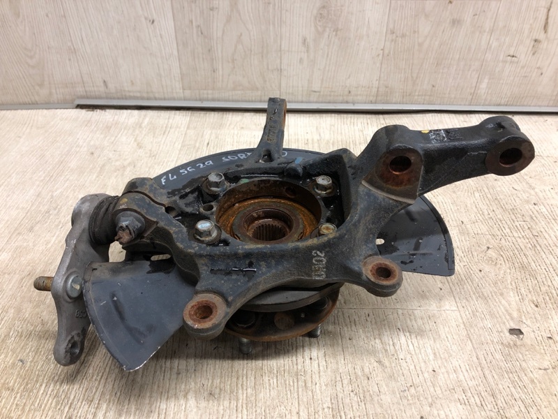 Кулак поворотный передний левый KIA SORENTO UM 14- 2015 UM 2.4 G4KJ 51715-C5200 Б/У