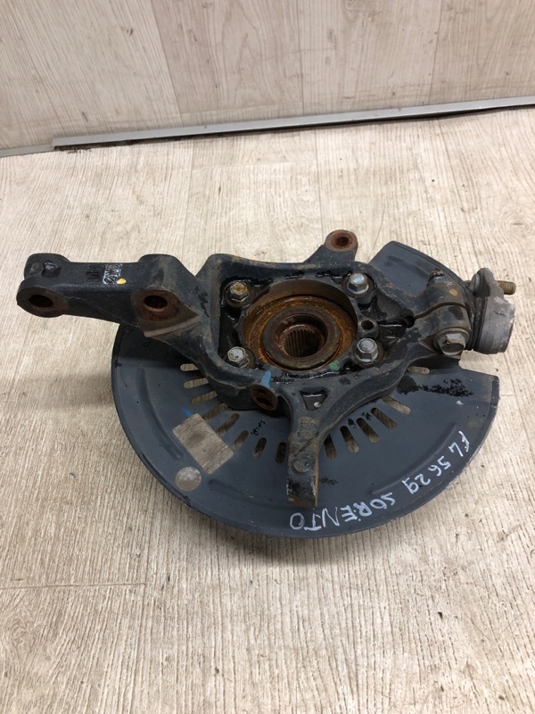 Кулак поворотный передний левый SORENTO UM 14- 2015 UM 2.4 G4KJ