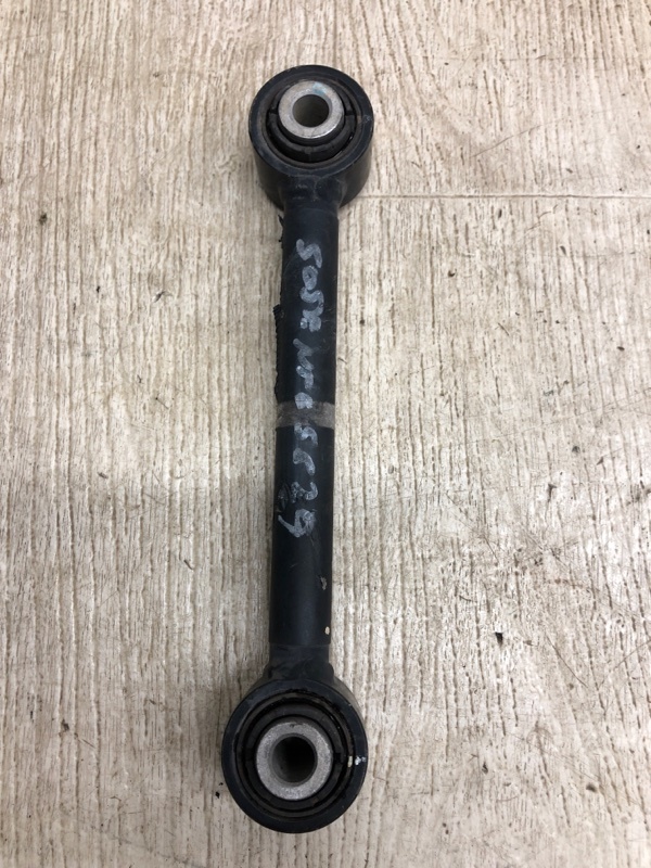 Рычаг задней подвески поперечный нижний передний SORENTO UM 14- 2015 UM 2.4 G4KJ Рычаг задней подвески поперечный нижний передний SORENTO UM 14- 2015 UM 2.4 G4KJ